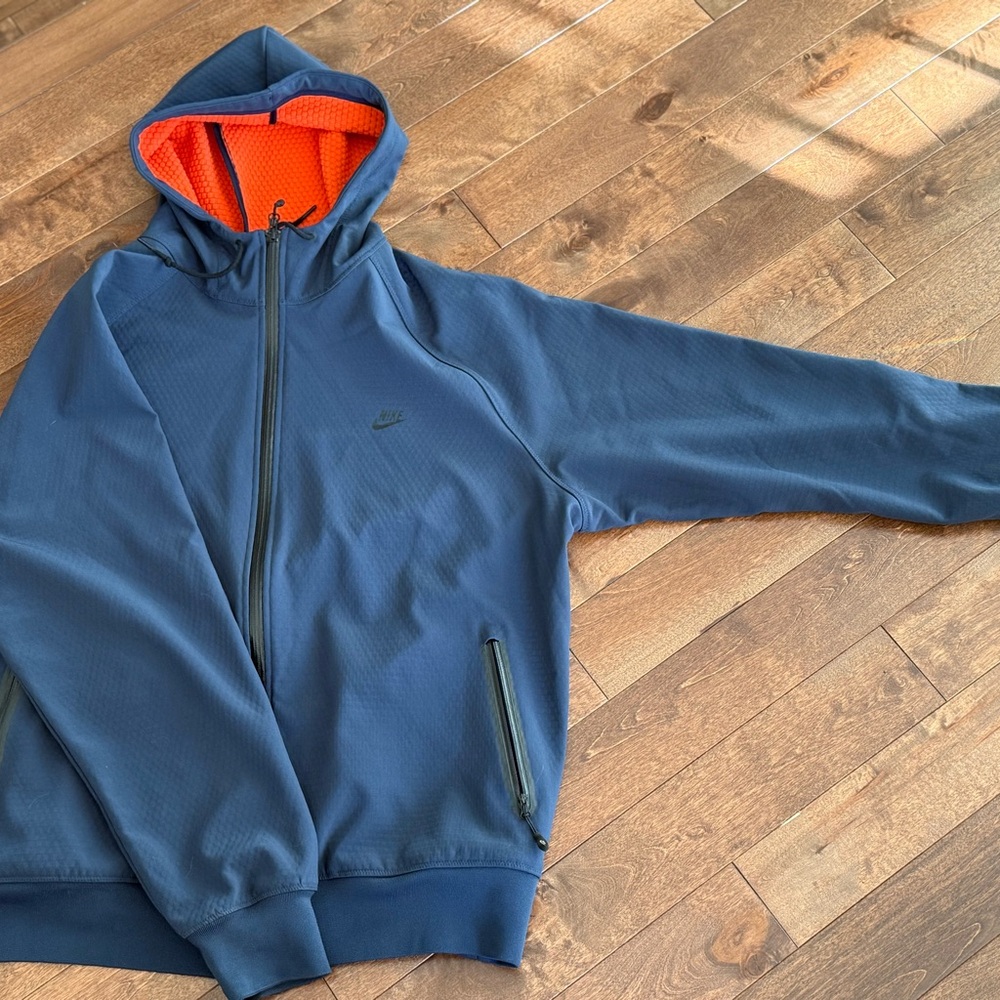 Nike Men's Navy Windbreaker with Bright Orange Interior